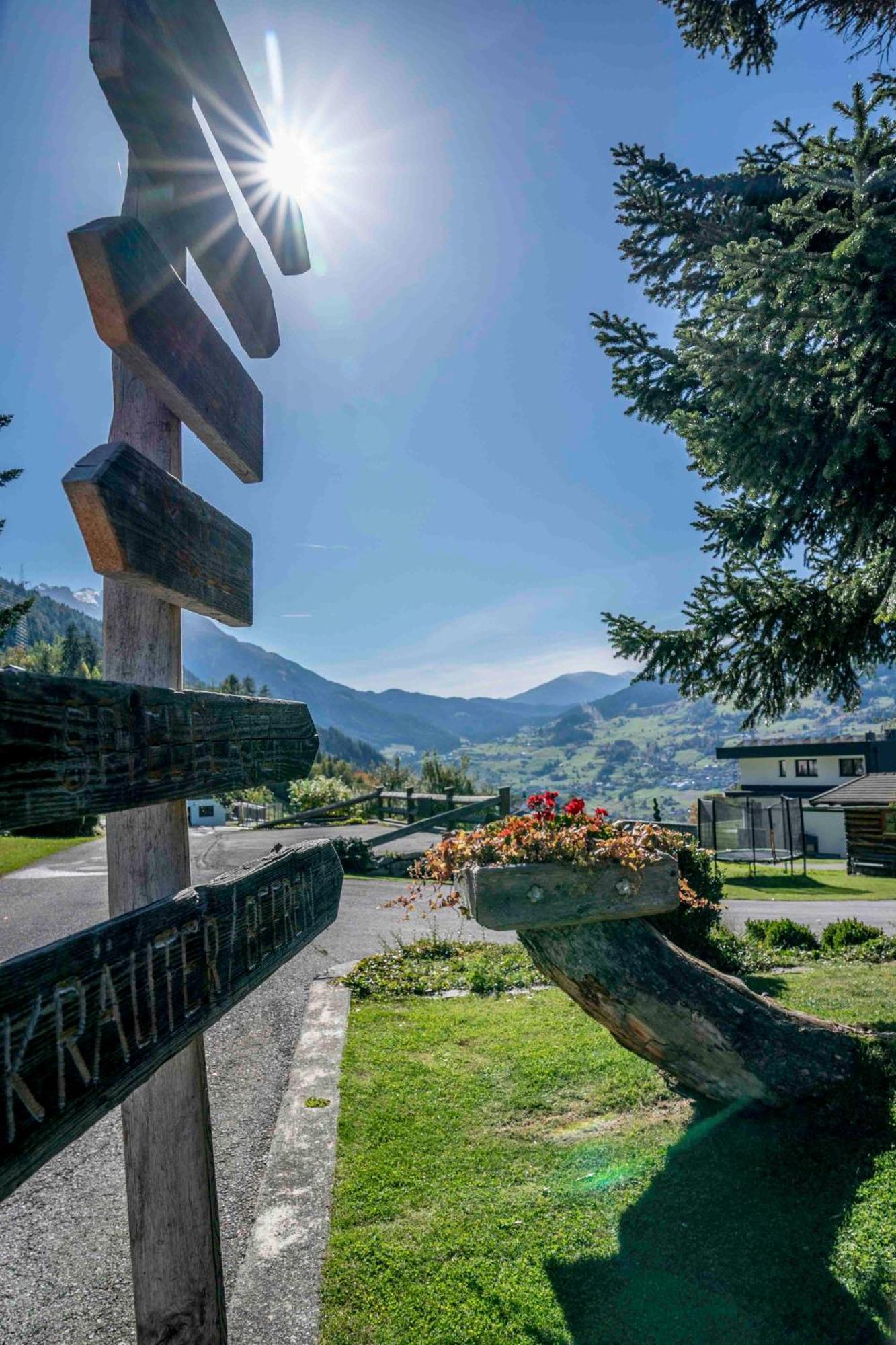 Ferienwohnungen Monja Und Dietmar Thoeni Arzl im Pitztal Εξωτερικό φωτογραφία