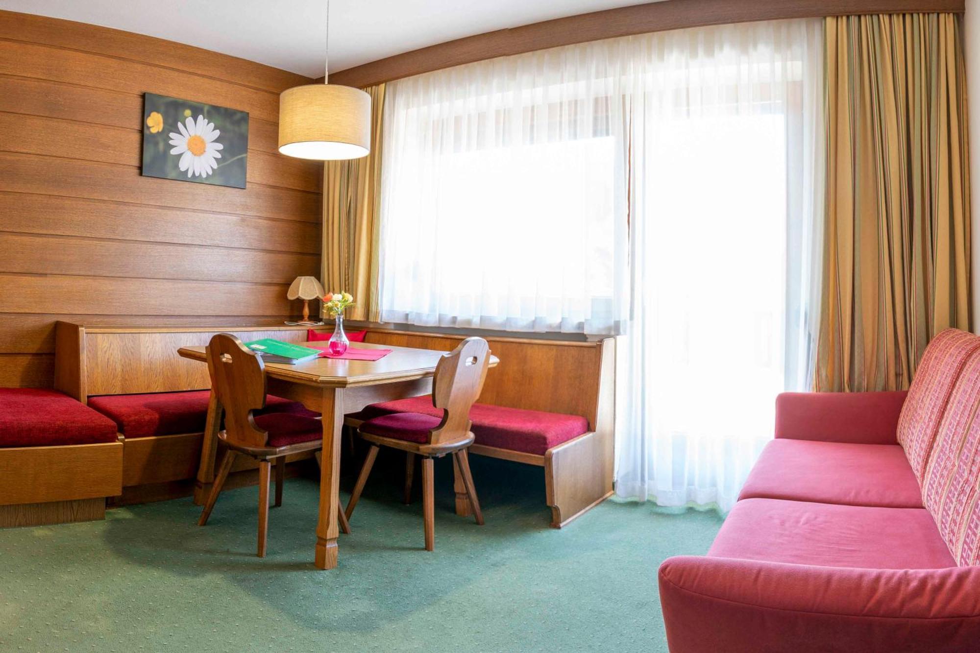 Ferienwohnungen Monja Und Dietmar Thoeni Arzl im Pitztal Εξωτερικό φωτογραφία